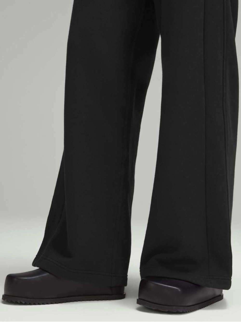 lululemon athletica Scuba Mid-Rise Wide-Leg Pant - Black - Picture 3 of 9